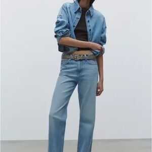 Zara Blue Straight Leg Jeans with Classic Style
